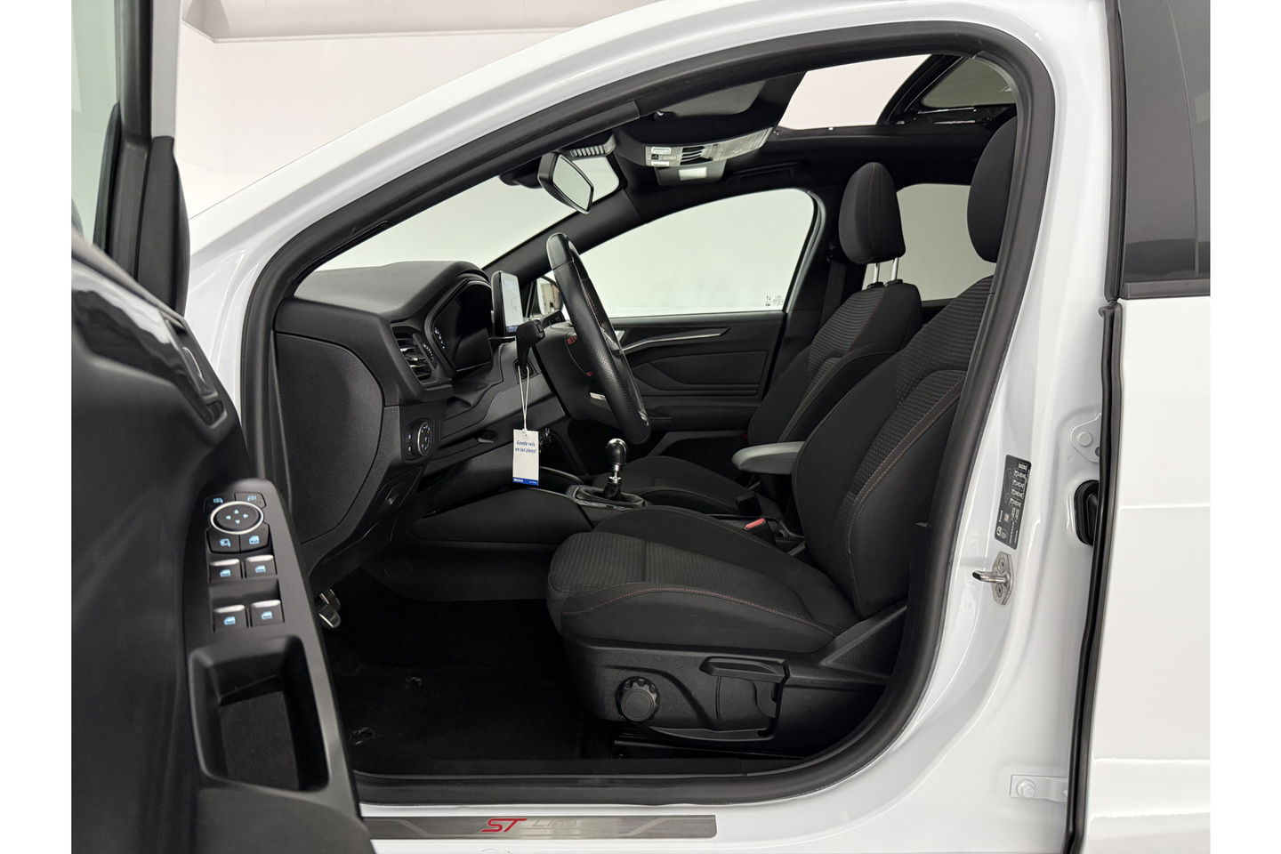 Ford Focus 1.0 EcoBoost ST Line b&o Audio Pano LED Carplay Clima Cruise Navigatie PDC 18"LMV