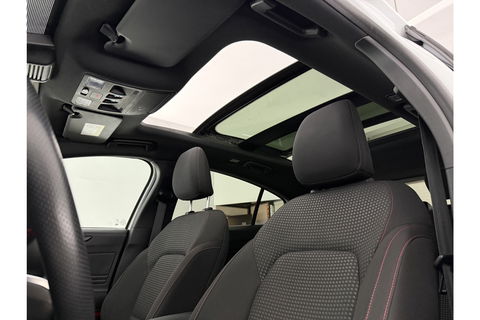 Ford Focus 1.0 EcoBoost ST Line b&o Audio Pano LED Carplay Clima Cruise Navigatie PDC 18"LMV