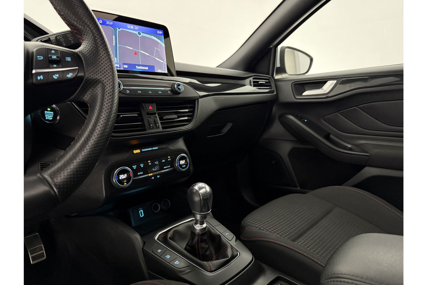 Ford Focus 1.0 EcoBoost ST Line b&o Audio Pano LED Carplay Clima Cruise Navigatie PDC 18"LMV
