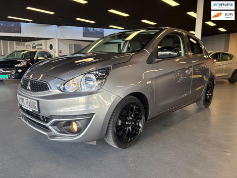 Mitsubishi Space Star 1.2 Two-Tone