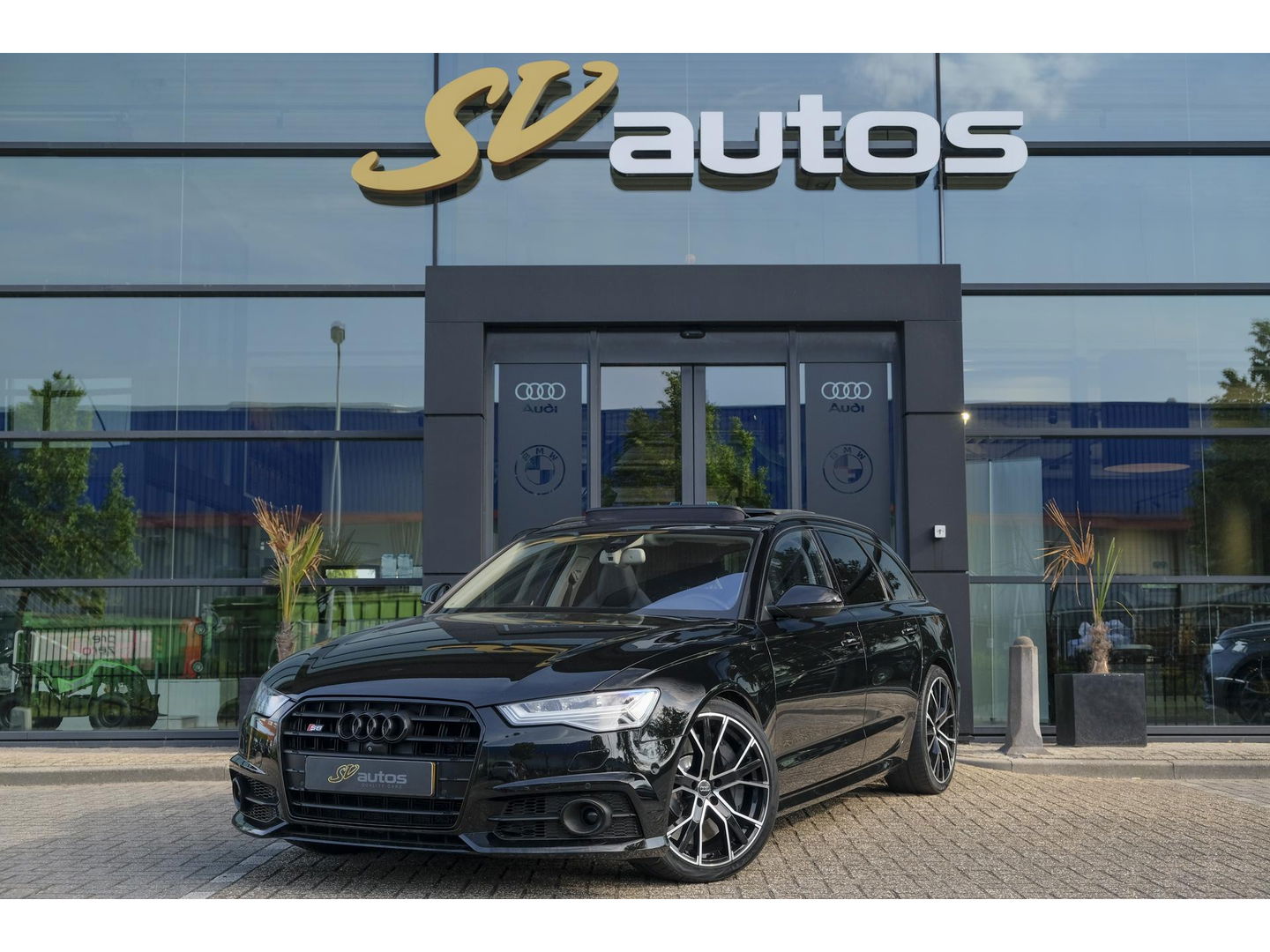 Audi S6 Avant 4.0 TFSI V8 450pk Panoramadak Supersportstoelen B&O 3d Luchtvering Matrix led Black pack