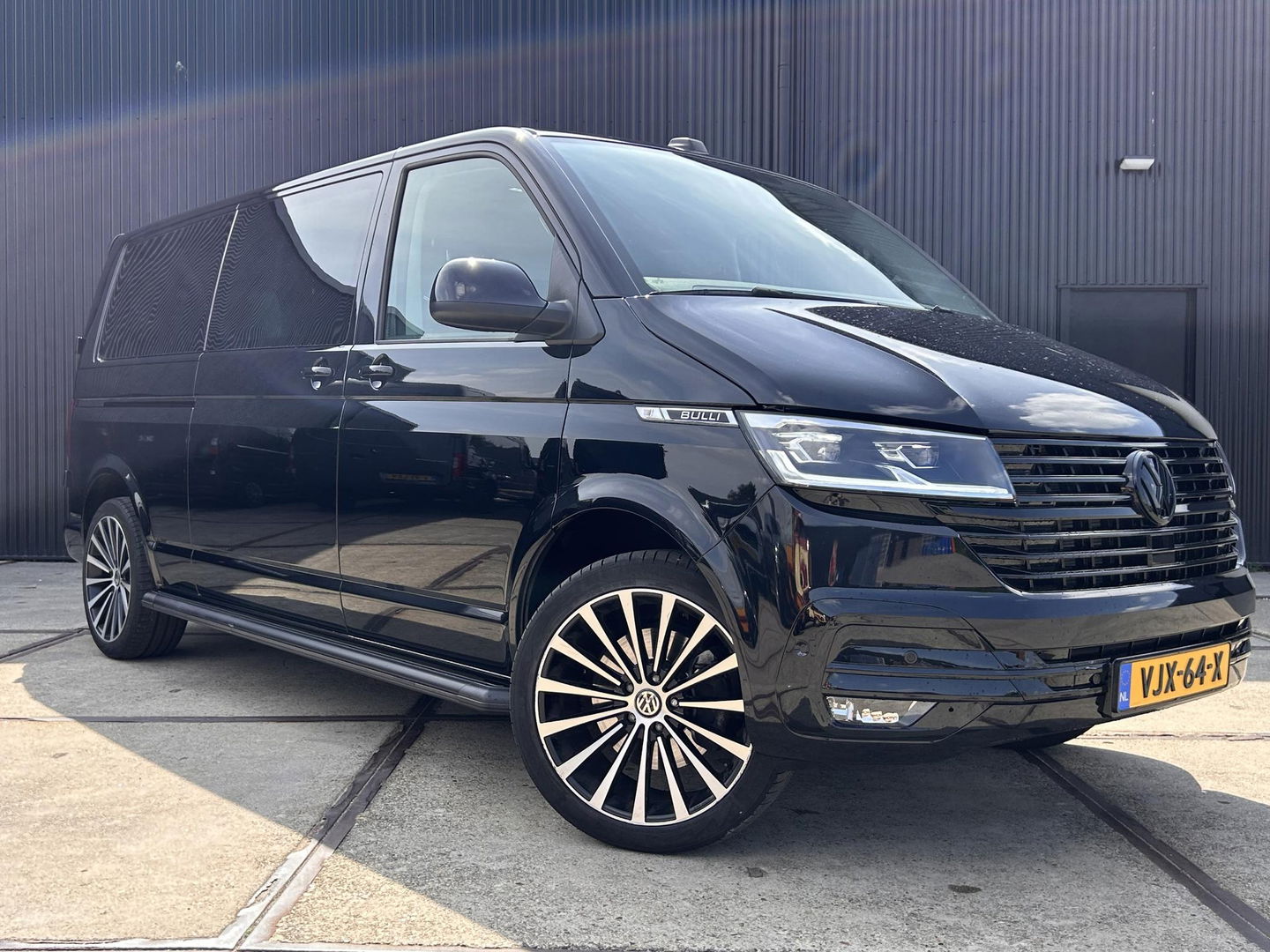 Volkswagen Transporter BULLI 2.0 TDI L2H1 30 DC | 2x SCHUIFDEUR | STOELVERWARMING | LED | LEDER