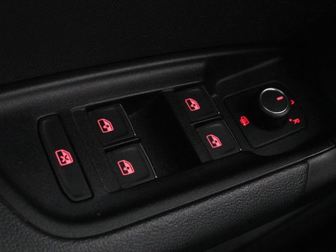 Audi A1 25 TFSI Pro Line | Carplay | Virtual Cockpit | Navigatie | Cruise control | Airco | Parkeerhulp | DAB
