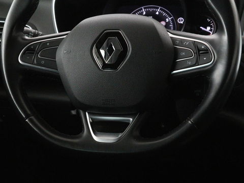 Renault Mégane 1.3 TCe Bose | Trekhaak | Carplay | Climate control | Navigatie | Dodehoek detectie | Park Assist | Cruise control