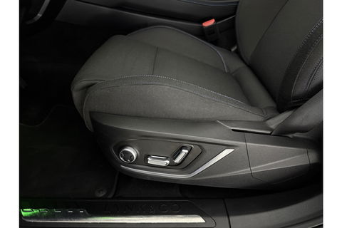 Lynk & Co 01 1.5 Hybride 360Camera ACC Pano LED Memory Sfeerverl. Carplay Clima Navi Virtual 20"LMV