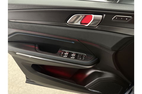 Lynk & Co 01 1.5 Hybride 360Camera ACC Pano LED Memory Sfeerverl. Carplay Clima Navi Virtual 20"LMV