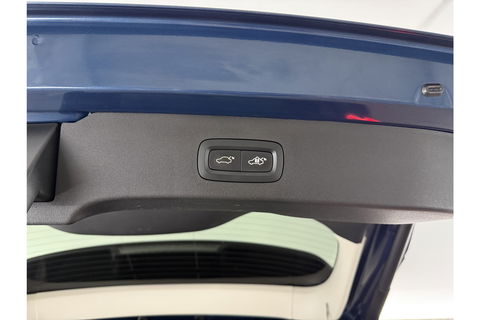 Lynk & Co 01 1.5 Hybride 360Camera ACC Pano LED Memory Sfeerverl. Carplay Clima Navi Virtual 20"LMV