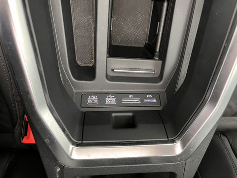 Audi e-tron 50 Quattro Advanced Launch-Edition-Plus 71 kWh [ 3-Fase ] (INCL-BTW) *PANO | LUXURY-LEATHER | FULL-LED | ADAPTIVE-CRUISE | MEMORY-PACK | DIGI-COCKPIT | HEATED-COMFORTSEATS | CARPLAY | NAVI-FULLMAP | ECC | SHIFT-PADDLES | LANE-ASSIST | PDC | 20''ALU*
