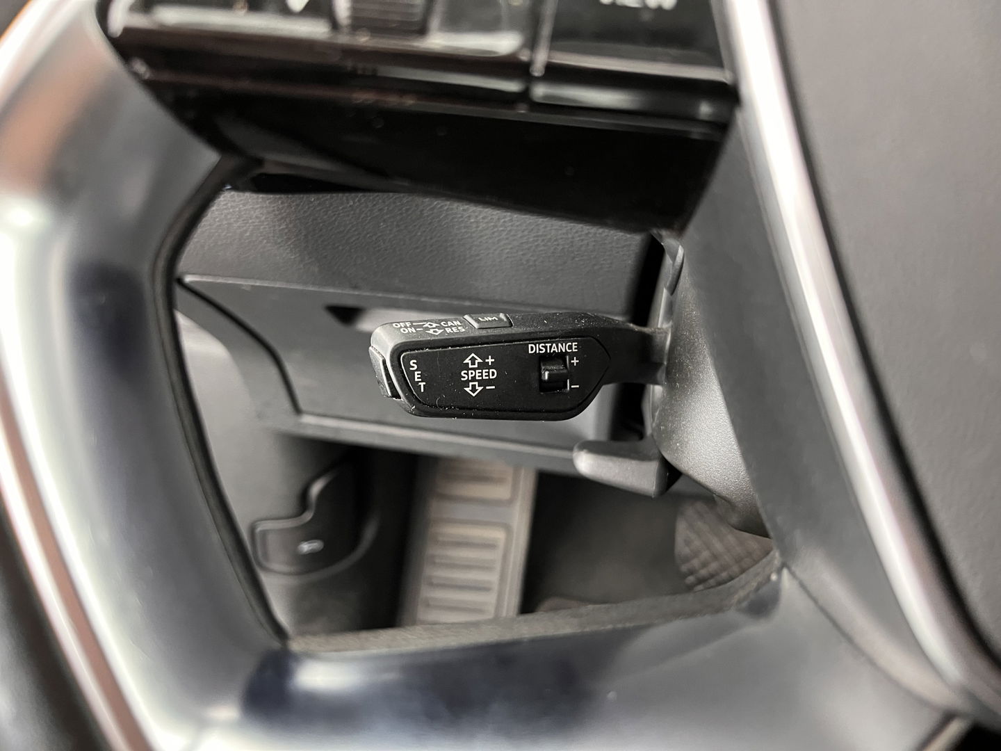 Audi e-tron 50 Quattro Advanced Launch-Edition-Plus 71 kWh [ 3-Fase ] (INCL-BTW) *PANO | LUXURY-LEATHER | FULL-LED | ADAPTIVE-CRUISE | MEMORY-PACK | DIGI-COCKPIT | HEATED-COMFORTSEATS | CARPLAY | NAVI-FULLMAP | ECC | SHIFT-PADDLES | LANE-ASSIST | PDC | 20''ALU*