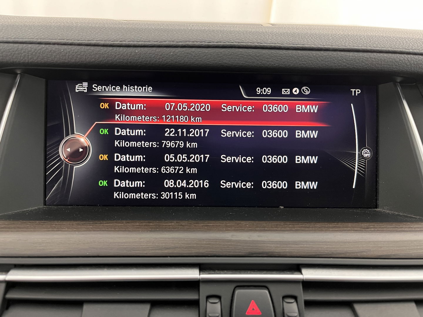 BMW 7 Serie 740d xDrive High Executive M-Sport-Pack GEAR BOX PROBLEM  M-Sport Pack Aut. *PANO | HEAD-UP | LUXURY-LEATHER | SOFT-CLOSE | FULL-LED | MEMORY-PACK | HARMAN/KARDON-SURROUND | TOPVIEW | BLINDSPOT | KEYLESS | HEATED-SPORTSEATS | DIGI-