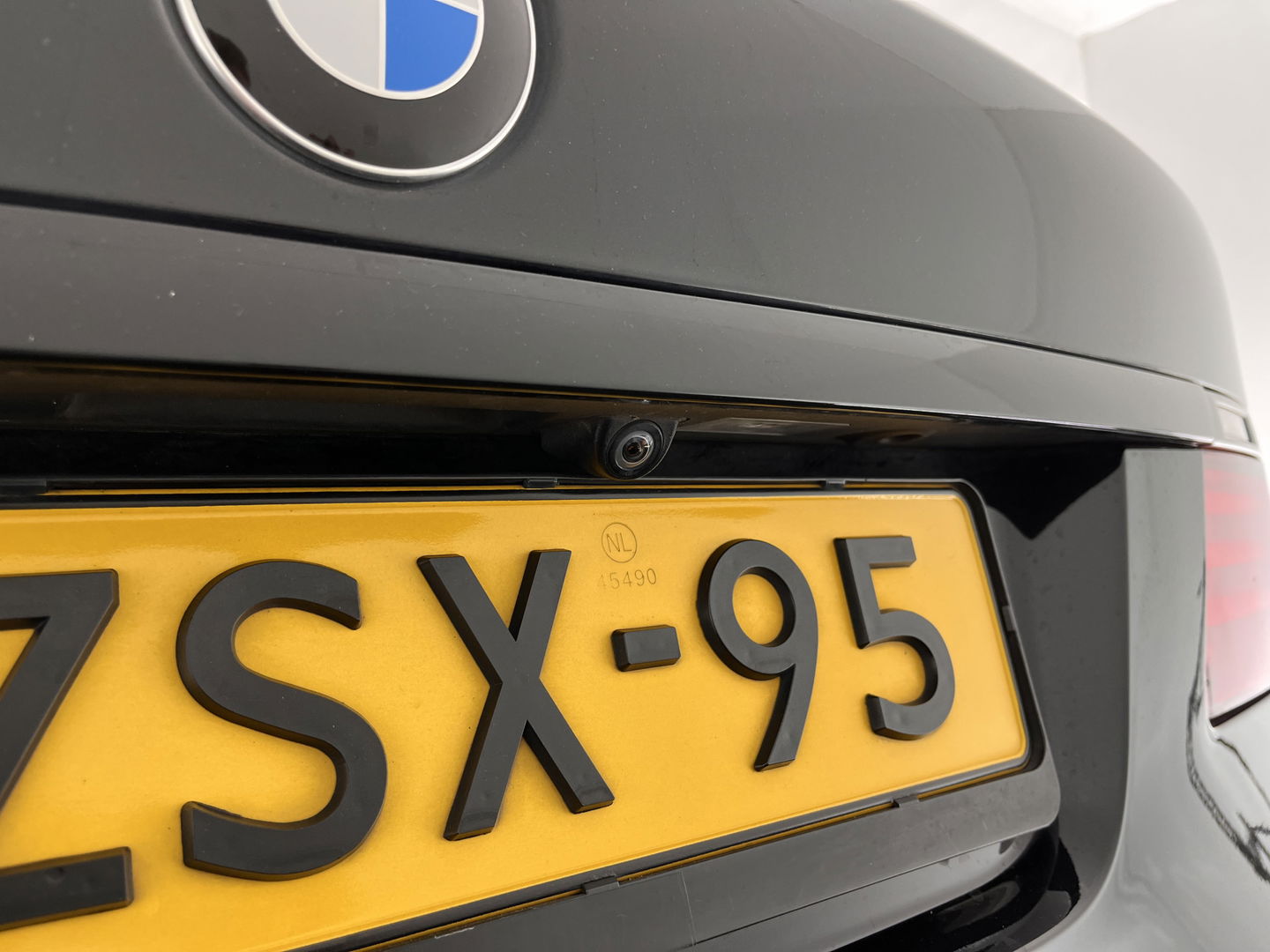 BMW 7 Serie 740d xDrive High Executive M-Sport-Pack GEAR BOX PROBLEM  M-Sport Pack Aut. *PANO | HEAD-UP | LUXURY-LEATHER | SOFT-CLOSE | FULL-LED | MEMORY-PACK | HARMAN/KARDON-SURROUND | TOPVIEW | BLINDSPOT | KEYLESS | HEATED-SPORTSEATS | DIGI-