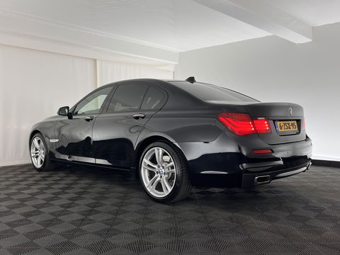 BMW 7 Serie 740d xDrive High Executive M-Sport-Pack GEAR BOX PROBLEM  M-Sport Pack Aut. *PANO | HEAD-UP | LUXURY-LEATHER | SOFT-CLOSE | FULL-LED | MEMORY-PACK | HARMAN/KARDON-SURROUND | TOPVIEW | BLINDSPOT | KEYLESS | HEATED-SPORTSEATS | DIGI-
