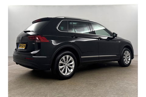 Volkswagen Tiguan 1.4 TSI Pano LED Camera Carplay Adaptive Cruise Clima Navi PDC 17"LMV