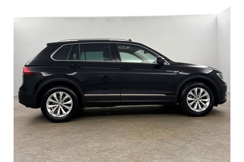 Volkswagen Tiguan 1.4 TSI Pano LED Camera Carplay Adaptive Cruise Clima Navi PDC 17"LMV