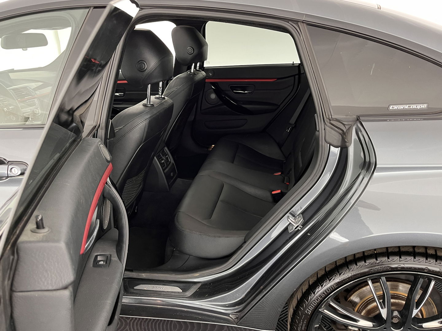 BMW 4 Serie Gran Coupé 420d Corporate Lease High Executive Aut. *PANO | LUXURY-LEATHER | BI-XENON | HEATED-SPORTSEATS | HARMAN/KARDON-SURROUND | CAMERA | ECC | SHIFT-PADDLES | PDC | CRUISE | 20''ALU*