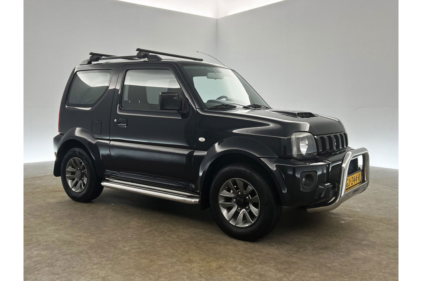 Suzuki Jimny 1.3 Exclusive 4x4 AWD Airco Trekhaak 15"LMV Stoelverwarming Elektrpakket