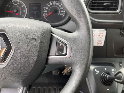 Renault Master T35 2.3 dCi 150 L3 Energy Aut. *CAMERA | AIRCO | CRUISE | RADIO-MP3 | AIR-PRESSURE-SEAT*