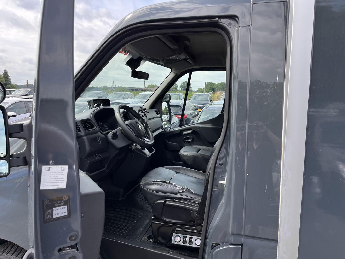 Renault Master T35 2.3 dCi 150 L3 Energy Aut. *CAMERA | AIRCO | CRUISE | RADIO-MP3 | AIR-PRESSURE-SEAT*