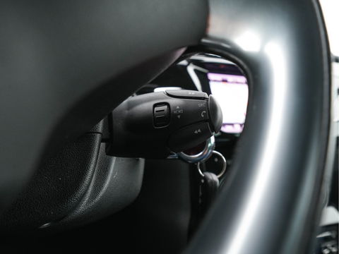 Citroën DS3 1.6 e-HDi So Chic *NAVI-FULLMAP | SPORT-SEATS | ECC | MICROFIBRE | PDC | CRUISE | RADIO-CD | TOWBAR*
