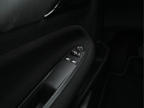 Citroën DS3 1.6 e-HDi So Chic *NAVI-FULLMAP | SPORT-SEATS | ECC | MICROFIBRE | PDC | CRUISE | RADIO-CD | TOWBAR*