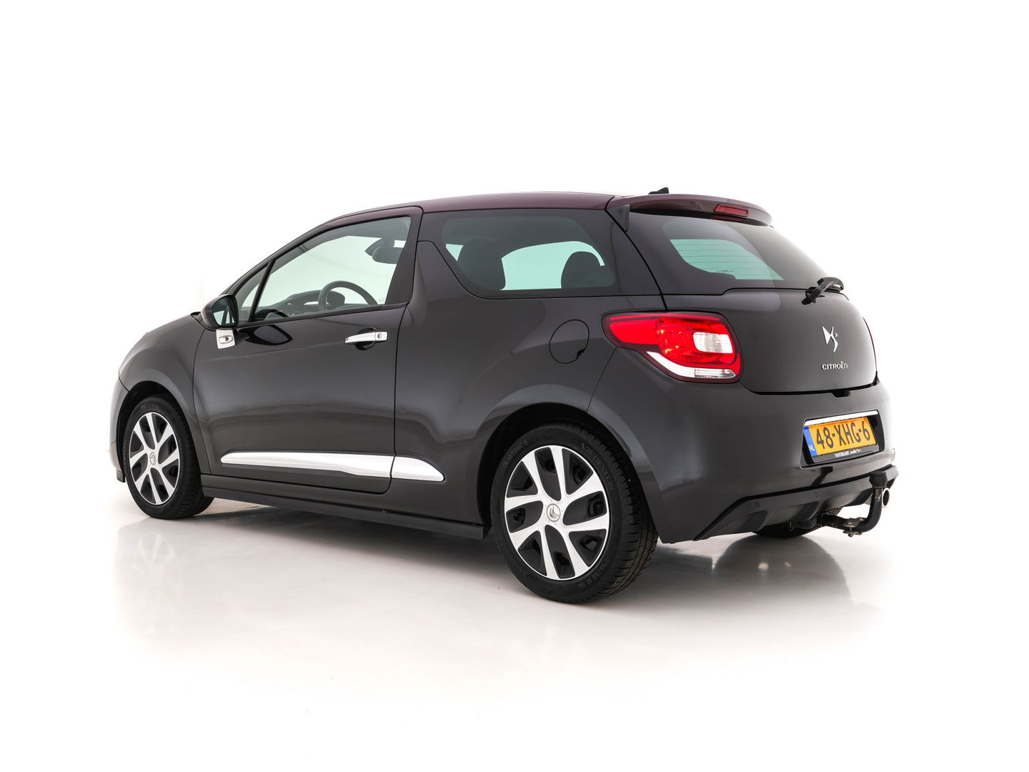 Citroën DS3 1.6 e-HDi So Chic *NAVI-FULLMAP | SPORT-SEATS | ECC | MICROFIBRE | PDC | CRUISE | RADIO-CD | TOWBAR*