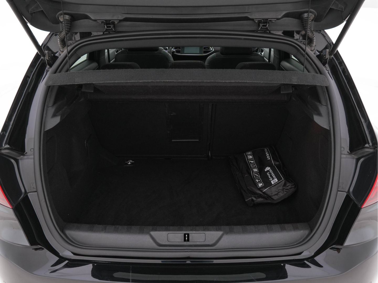 Peugeot 308 1.5 BlueHDi Blue Lease GT-Line Aut. *PANO | 1/2LEATHER | FULL-LED | DENON-SOUND | SPORT-SEATS | NAVI-FULLMAP | KEYLESS | CAMERA | ECC | PDC | 17''ALU*