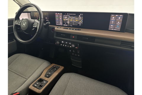 Honda Honda-E Advance 154PK Elektrisch 360Camera LED Pano Widescreen Zijcamera Spiegel Cruise Carplay Clima 17"LMV Navi PDC