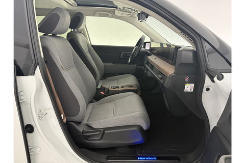 Honda Honda-E Advance 154PK Elektrisch 360Camera LED Pano Widescreen Zijcamera Spiegel Cruise Carplay Clima 17"LMV Navi PDC