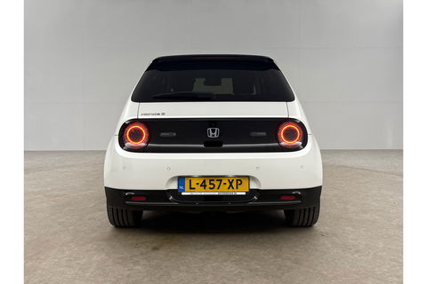 Honda Honda-E Advance 154PK Elektrisch 360Camera LED Pano Widescreen Zijcamera Spiegel Cruise Carplay Clima 17"LMV Navi PDC