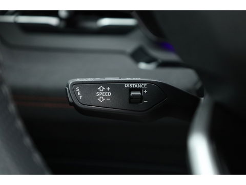 Audi Q6 e-tron qauttro S edition 100kwh | Pano | Luchtvering | B&O | Kuipstoelen | HUD | Massage | RS Wielen