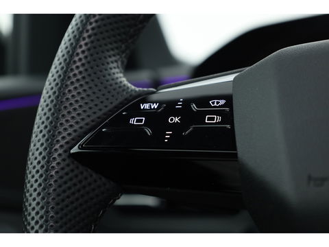 Audi Q6 e-tron qauttro S edition 100kwh | Pano | Luchtvering | B&O | Kuipstoelen | HUD | Massage | RS Wielen