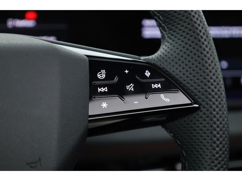 Audi Q6 e-tron qauttro S edition 100kwh | Pano | Luchtvering | B&O | Kuipstoelen | HUD | Massage | RS Wielen