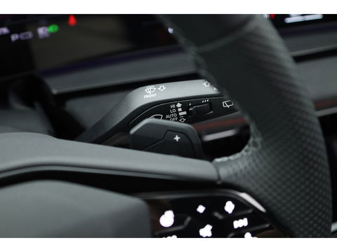 Audi Q6 e-tron qauttro S edition 100kwh | Pano | Luchtvering | B&O | Kuipstoelen | HUD | Massage | RS Wielen