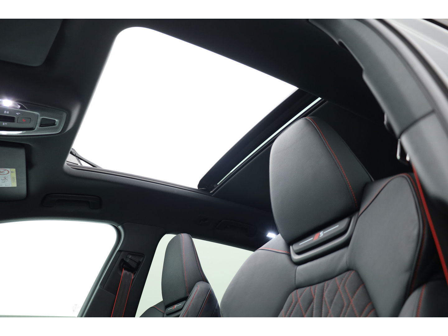 Audi Q6 e-tron qauttro S edition 100kwh | Pano | Luchtvering | B&O | Kuipstoelen | HUD | Massage | RS Wielen