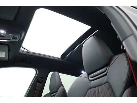 Audi Q6 e-tron qauttro S edition 100kwh | Pano | Luchtvering | B&O | Kuipstoelen | HUD | Massage | RS Wielen