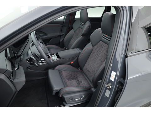 Audi Q6 e-tron qauttro S edition 100kwh | Pano | Luchtvering | B&O | Kuipstoelen | HUD | Massage | RS Wielen
