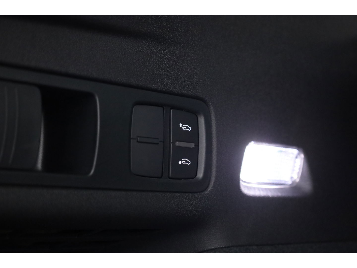 Audi Q6 e-tron qauttro S edition 100kwh | Pano | Luchtvering | B&O | Kuipstoelen | HUD | Massage | RS Wielen