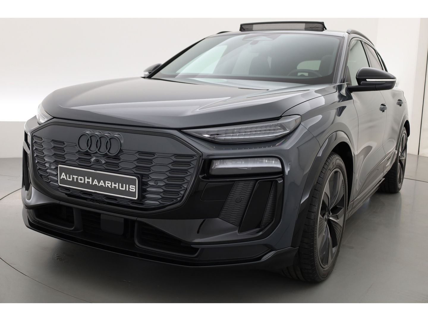 Audi Q6 e-tron qauttro S edition 100kwh | Pano | Luchtvering | B&O | Kuipstoelen | HUD | Massage | RS Wielen