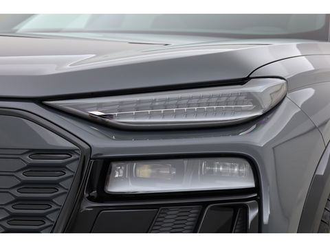 Audi Q6 e-tron qauttro S edition 100kwh | Pano | Luchtvering | B&O | Kuipstoelen | HUD | Massage | RS Wielen