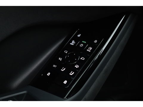 Audi Q6 e-tron qauttro S edition 100kwh | Pano | Luchtvering | B&O | Kuipstoelen | HUD | Massage | RS Wielen