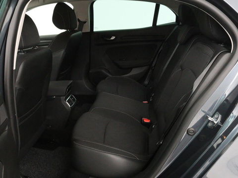 Renault Mégane 1.3 TCe Limited | 54.200km NAP | Automaat | Camera | Navigatie | Climate control | Keyless | Parkeerhulp | Getint glas | Cruise control