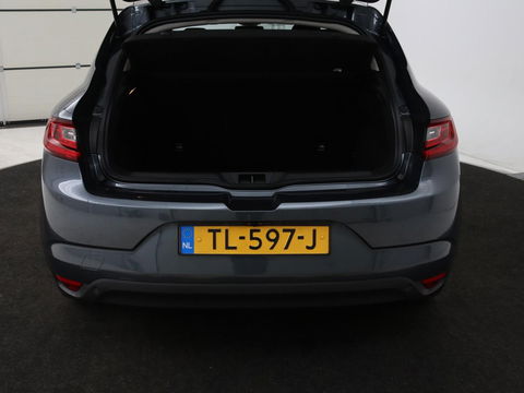 Renault Mégane 1.3 TCe Limited | 54.200km NAP | Automaat | Camera | Navigatie | Climate control | Keyless | Parkeerhulp | Getint glas | Cruise control