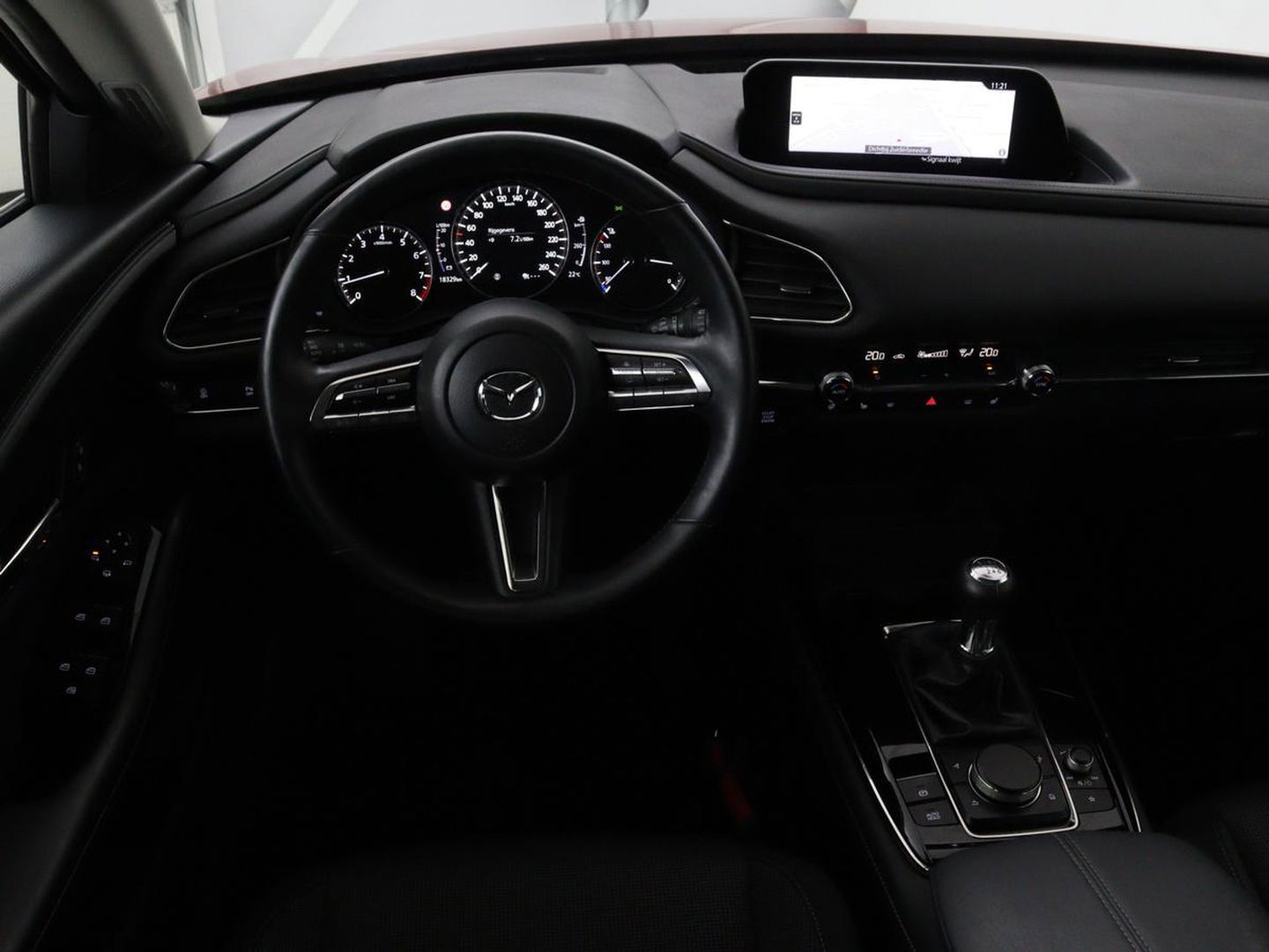 Mazda CX-30 2.0 SkyActive-G Comfort | 18.300km NAP | Trekhaak | Stoel & stuurverwarming | Head-Up | Adaptive cruise | Carplay | Keyless | Full LED