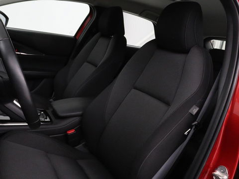 Mazda CX-30 2.0 SkyActive-G Comfort | 18.300km NAP | Trekhaak | Stoel & stuurverwarming | Head-Up | Adaptive cruise | Carplay | Keyless | Full LED