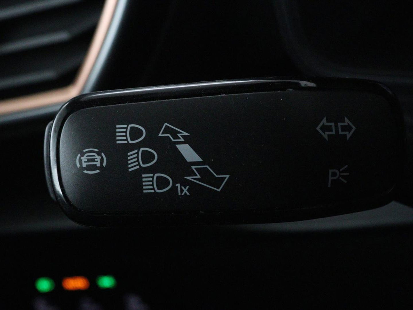 CUPRA Formentor 1.4 e-Hybrid VZ | 245pk | Trekhaak | Stoel & stuurverwarming | Camera | Adaptive cruise | Sfeerverlichting | Keyless | Full LED | PHEV