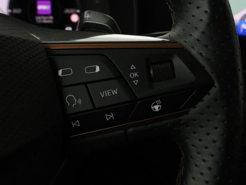CUPRA Formentor 1.4 e-Hybrid VZ | 245pk | Trekhaak | Stoel & stuurverwarming | Camera | Adaptive cruise | Sfeerverlichting | Keyless | Full LED | PHEV