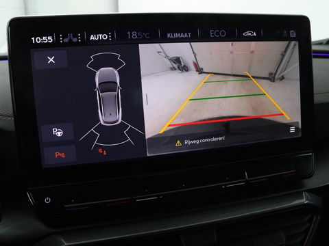 CUPRA Formentor 1.4 e-Hybrid VZ | 245pk | Trekhaak | Stoel & stuurverwarming | Camera | Adaptive cruise | Sfeerverlichting | Keyless | Full LED | PHEV