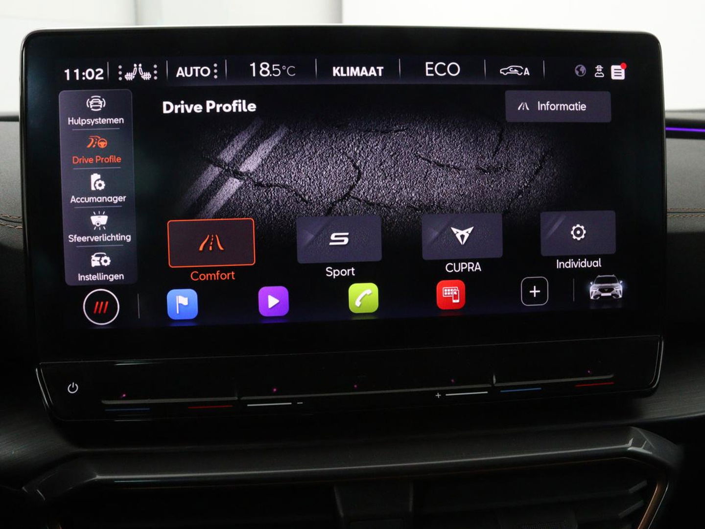 CUPRA Formentor 1.4 e-Hybrid VZ | 245pk | Trekhaak | Stoel & stuurverwarming | Camera | Adaptive cruise | Sfeerverlichting | Keyless | Full LED | PHEV