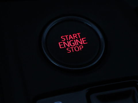 CUPRA Formentor 1.4 e-Hybrid VZ | 245pk | Trekhaak | Stoel & stuurverwarming | Camera | Adaptive cruise | Sfeerverlichting | Keyless | Full LED | PHEV