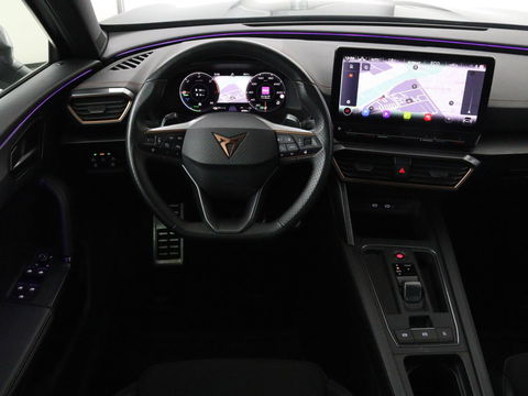 CUPRA Formentor 1.4 e-Hybrid VZ | 245pk | Trekhaak | Stoel & stuurverwarming | Camera | Adaptive cruise | Sfeerverlichting | Keyless | Full LED | PHEV